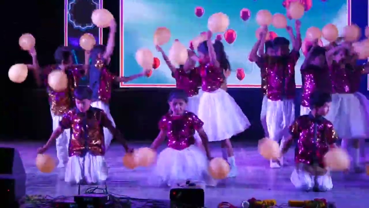 15 Balloon song
