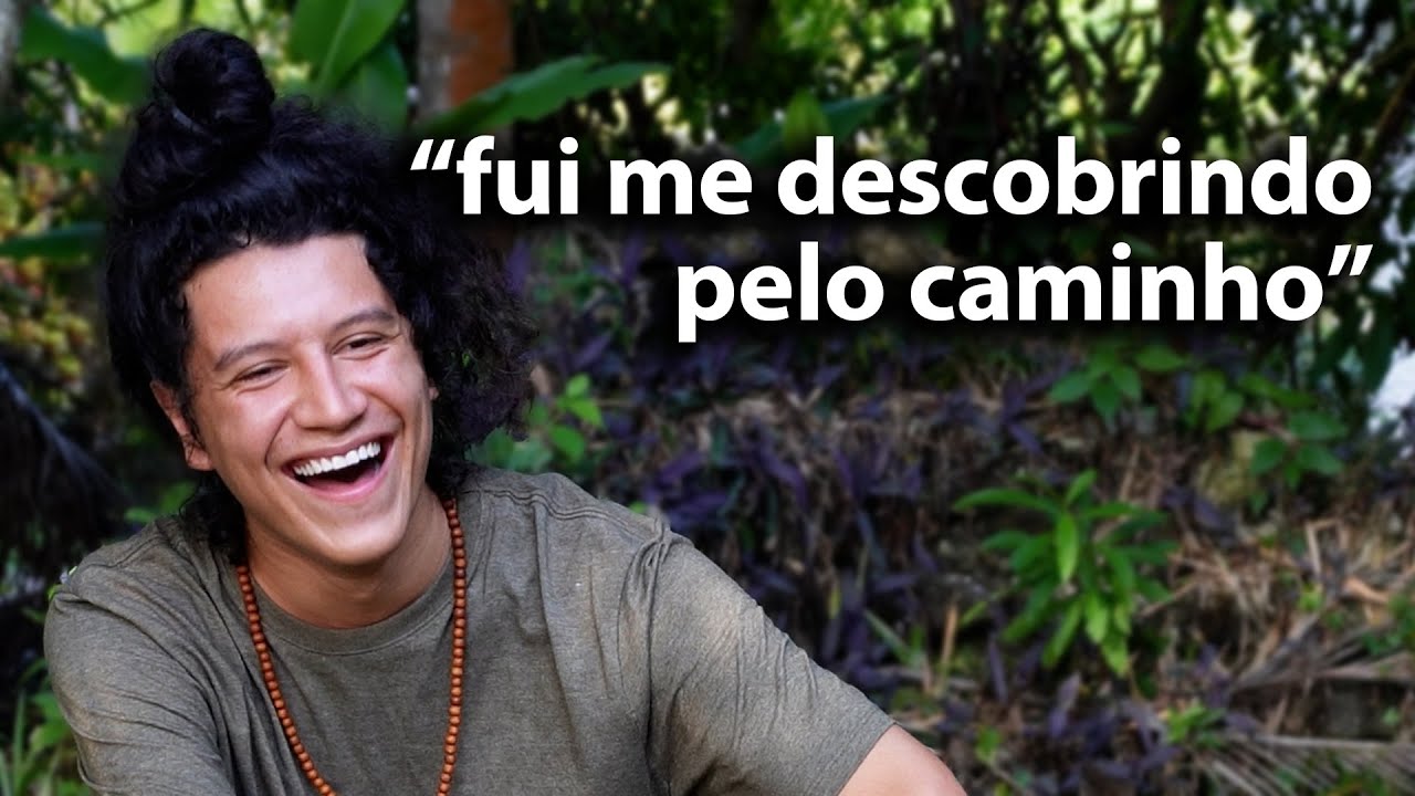 ABANDONOU a FACULDADE para TRABALHAR VIAJANDO ft @VozesdaAmérica
