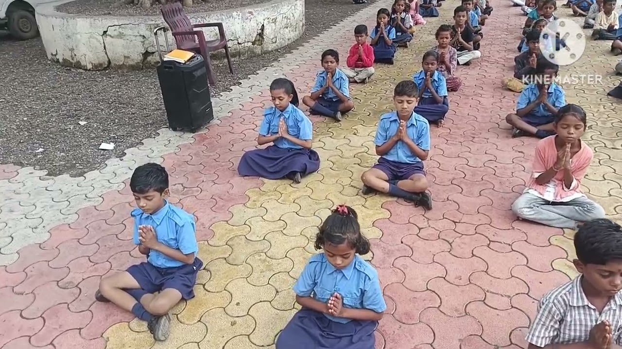 जि.प.शाळा निपाणे ता.पाचोरा येथे स्त्री- पुरुष समानता हे मूल्य रुजवण्यासाठी विविध उपक्रम .