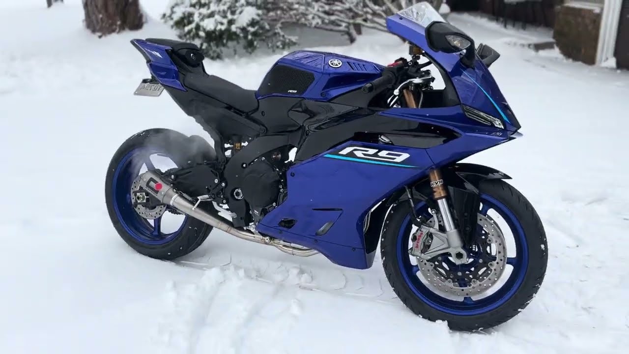 2026 Yamaha R9 with Racefit Growler X