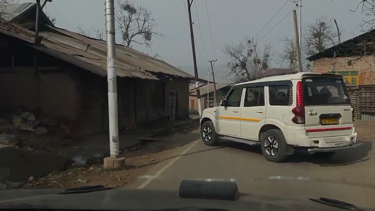 Yeh kashmir ki khoobsurat waadiyan.....