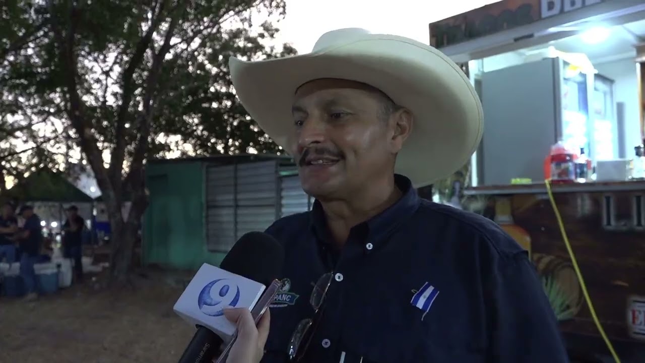 APANC DE R L  REALIZA POR DECIMOSEXTA FERIA AGROPECUARIA