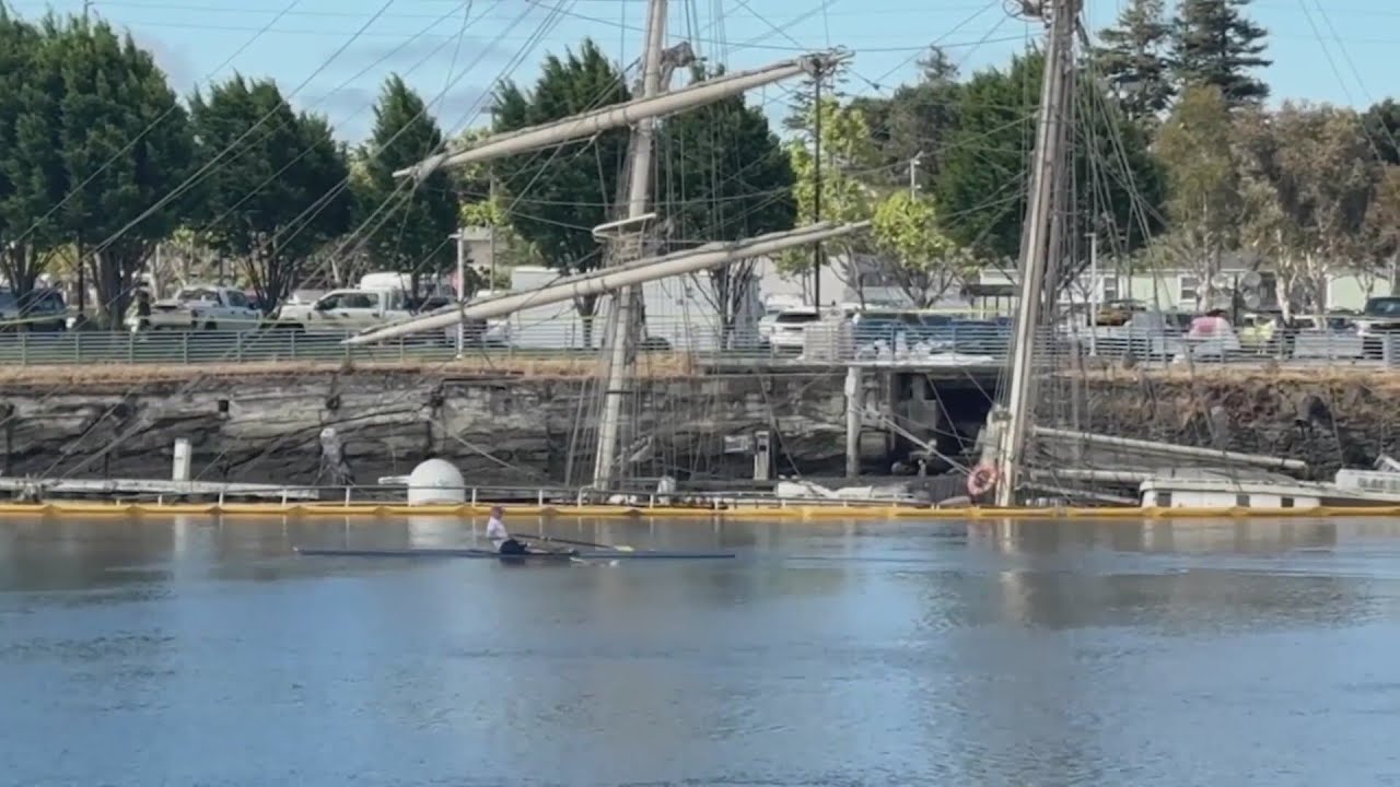 Sunken ship in Alameda Harbor draws crowds