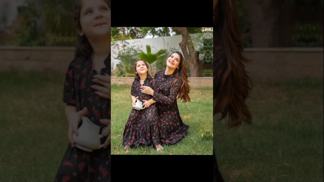 Pakistani actress with her daughters maother and daughter cute pose's 💓🤩#love #mother #daughter