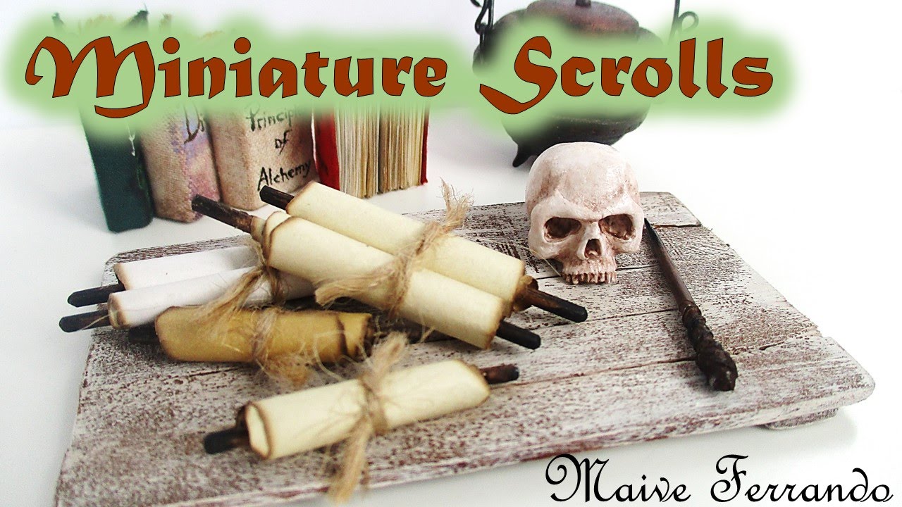 Easy Miniature Scrolls Tutorial || Maive Ferrando