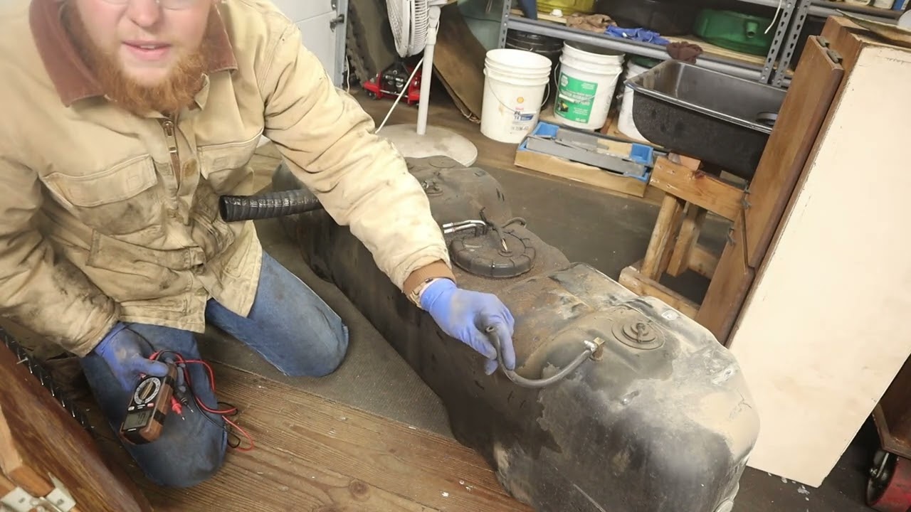 2002 ford f350 fuel tank removal