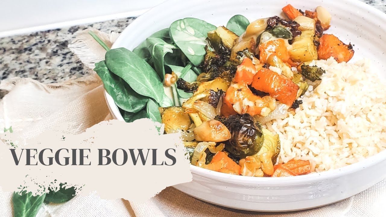 These Roasted Veggie Bowls are the BEST | SAHM Easy Meal Idea #tahinidressing