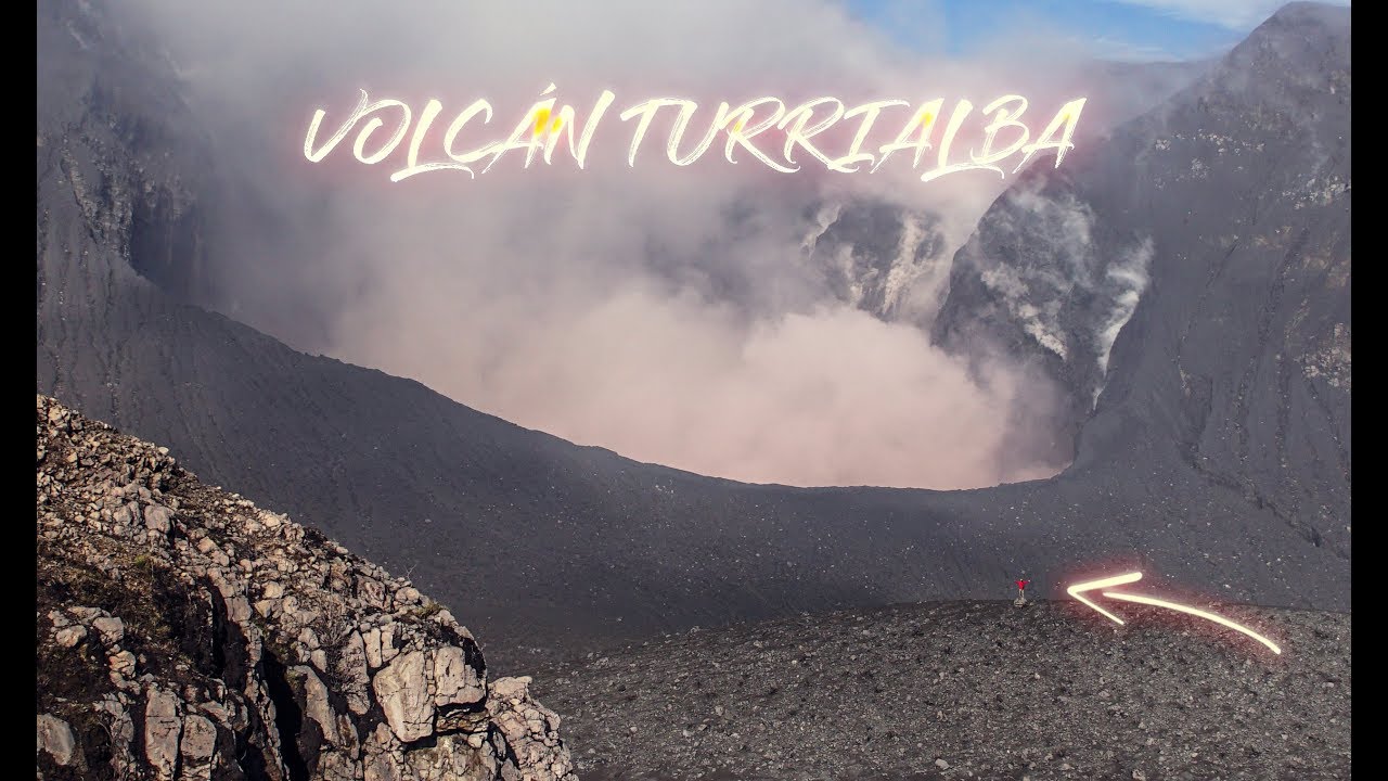 ENTRANDO AL CRÁTER DEL VOLCÁN TURRIALBA | Volcán activo