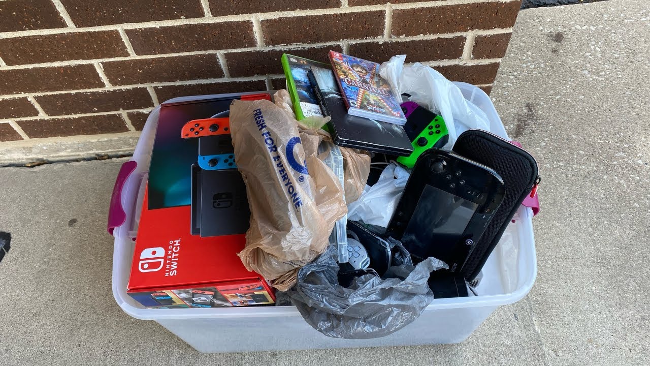 YOU WON'T BELIEVE WHAT WAS IN THIS STORAGE UNIT...