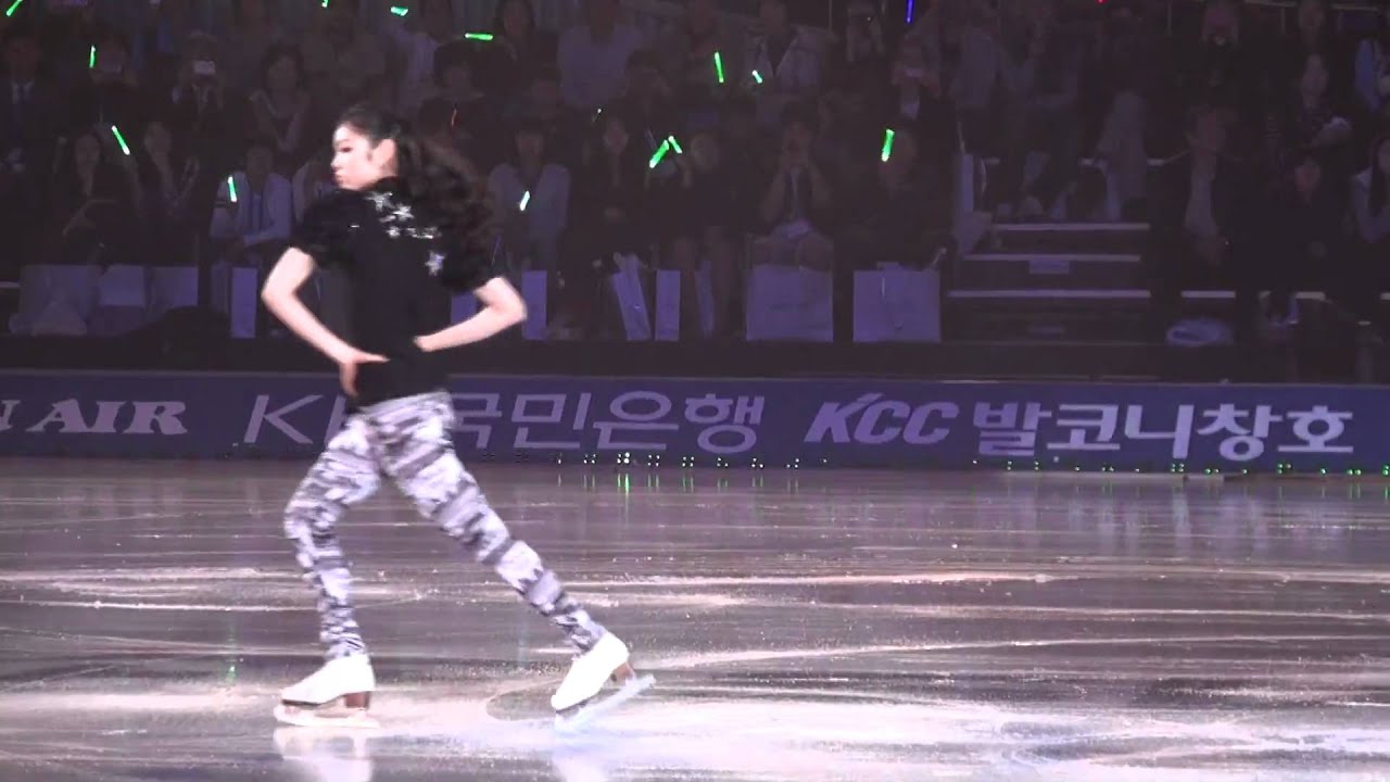110507-Yuna Kim-Act2 Opening-Born this way-All That Skate Spring.MTS