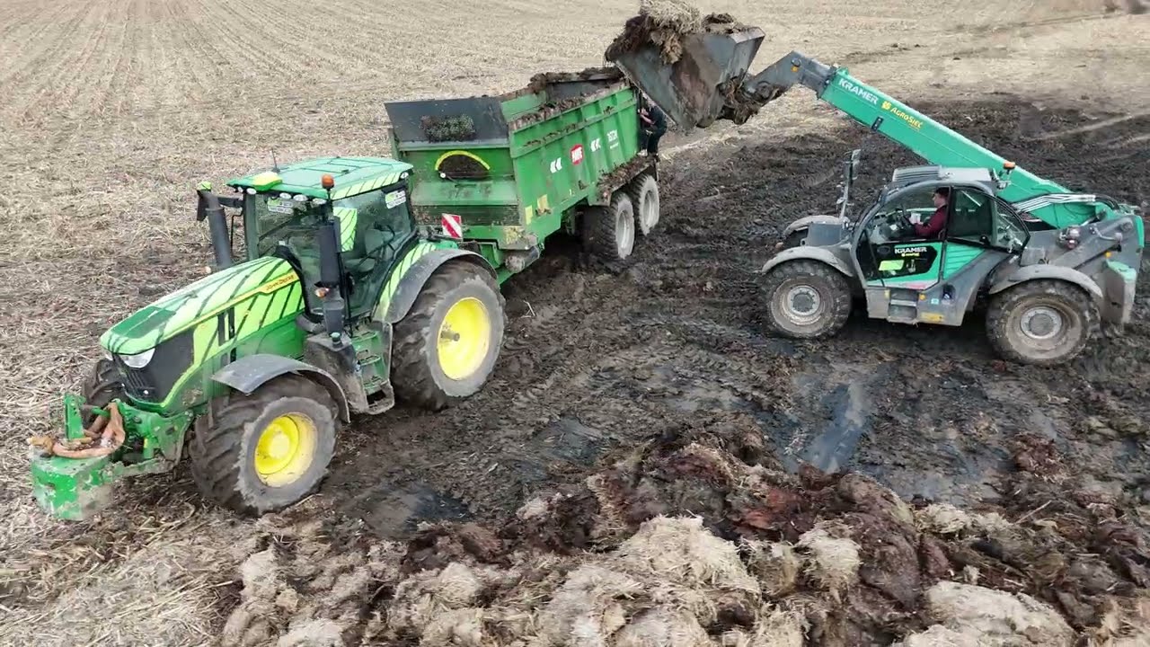 Rozrzucanie Obornika! AgroContractor w Akcji 🚜