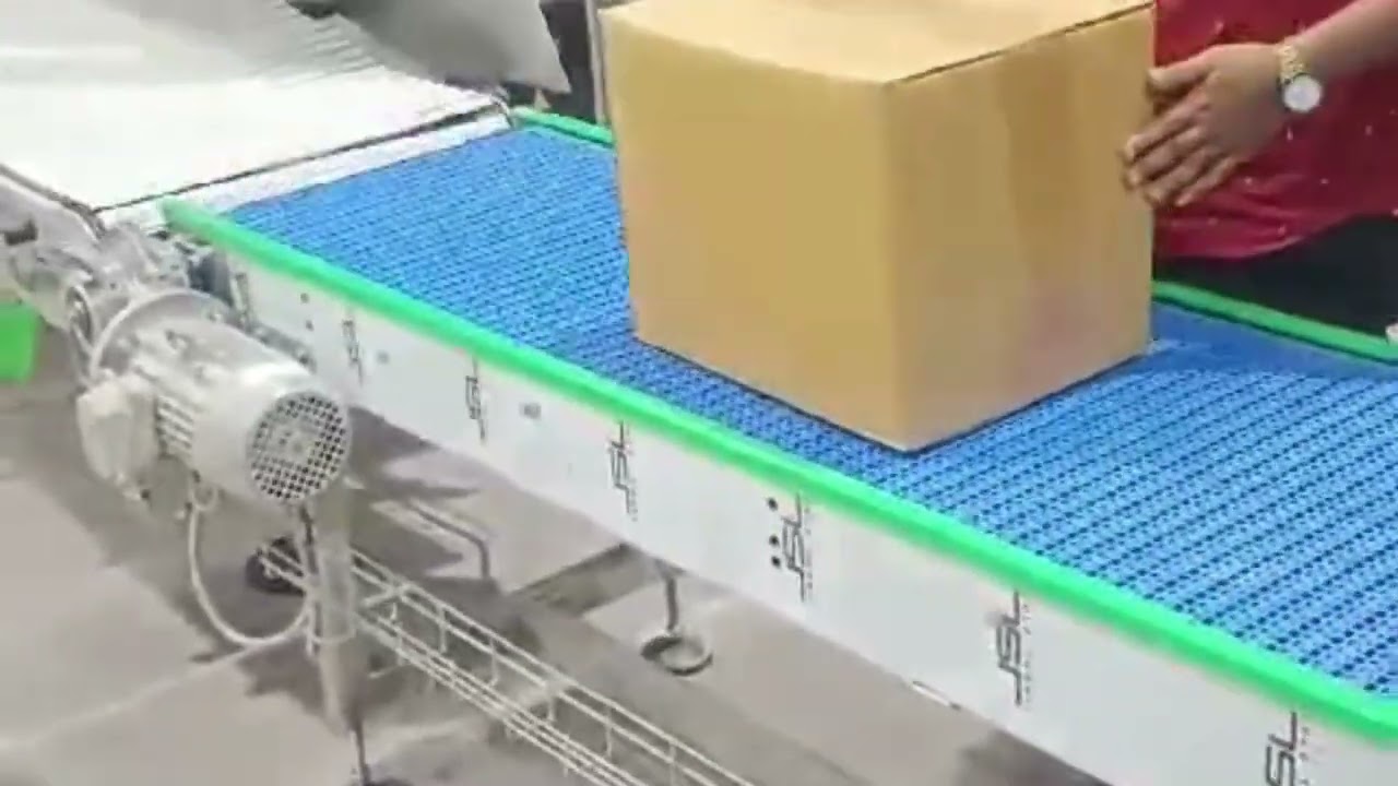 Powered Spiral Conveyor for Boxes & Bags | Smart Vertical Material Handling Solution