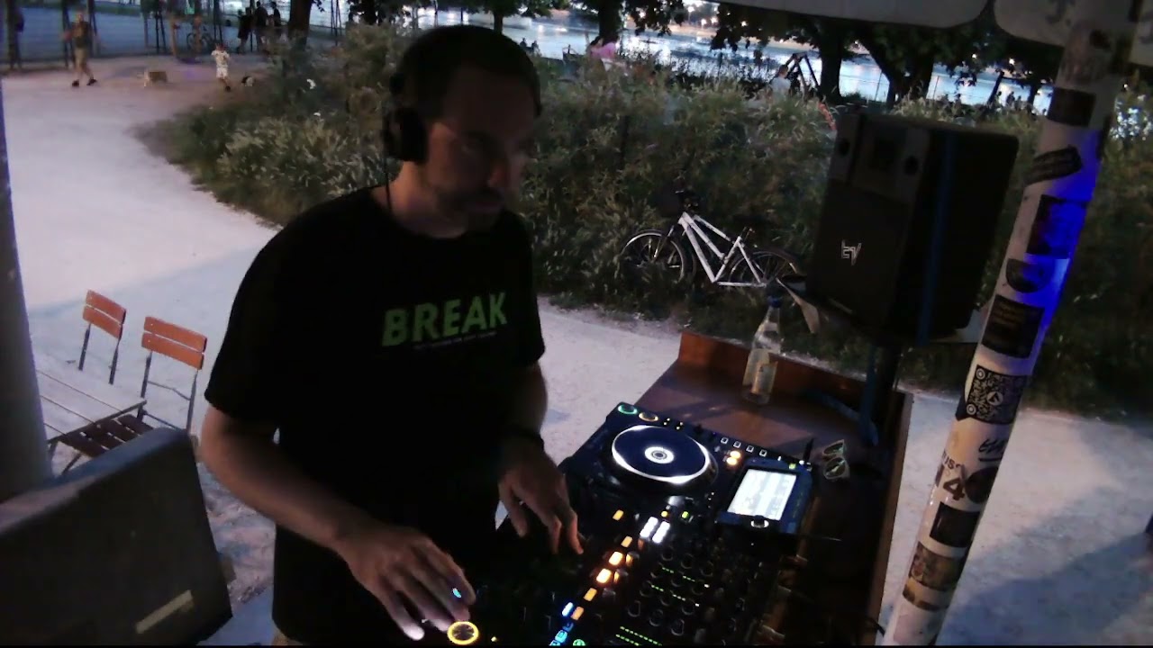 Retroid At Pavilon, Budapest | 07-26-2024