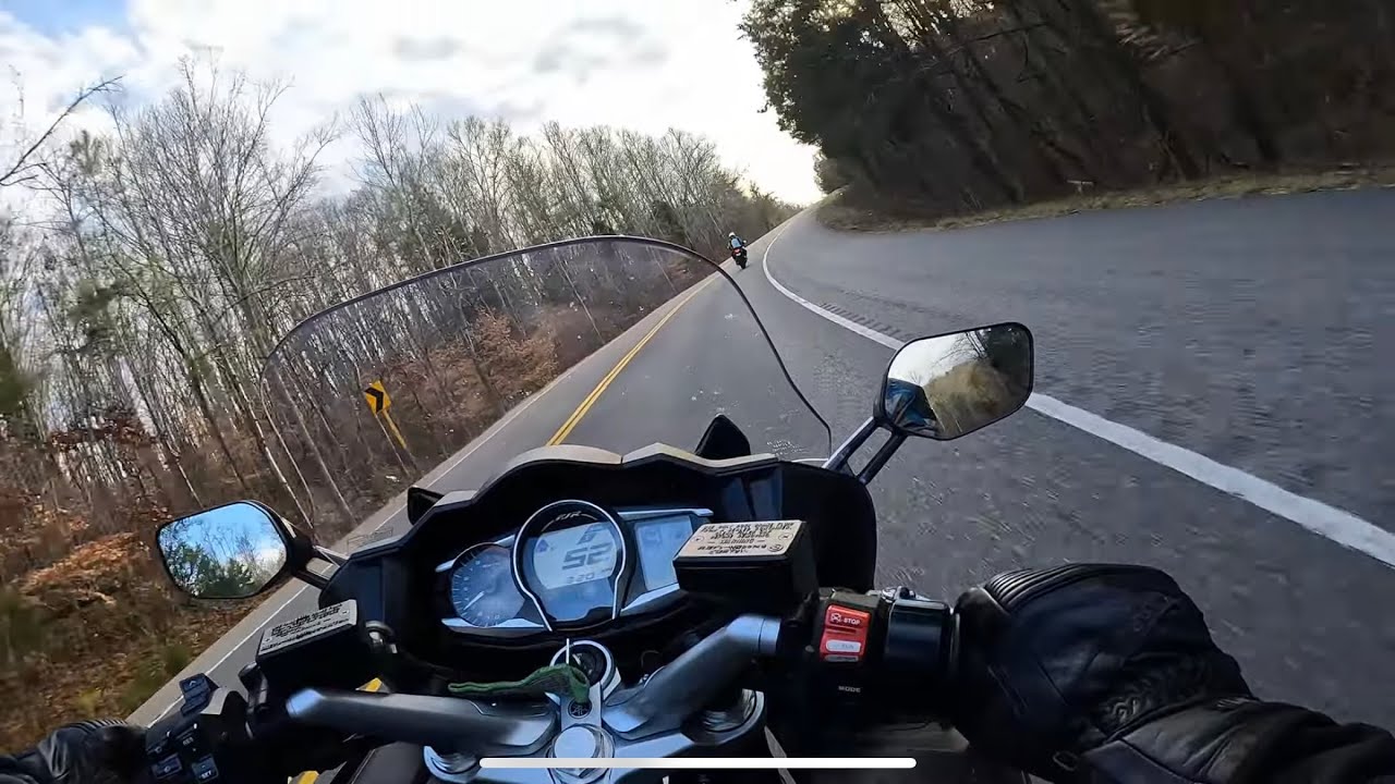 VFR800 vs FJR1300 - part 1 [4k60fps]