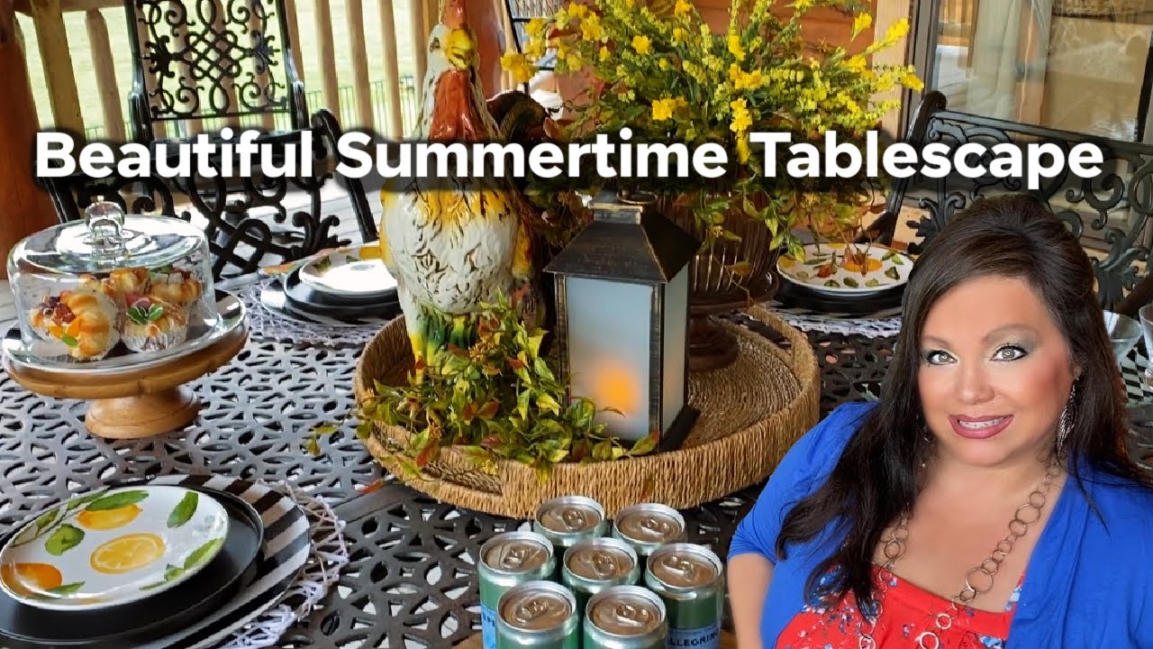 A Beautiful Summertime Tablescape