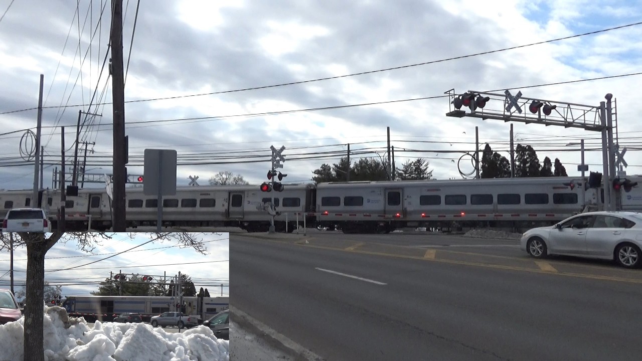 LIRR M7 to Ronkonkoma and 404 Double Decker to Montauk - Stewart Ave Railroad Crossing - Bethpage NY