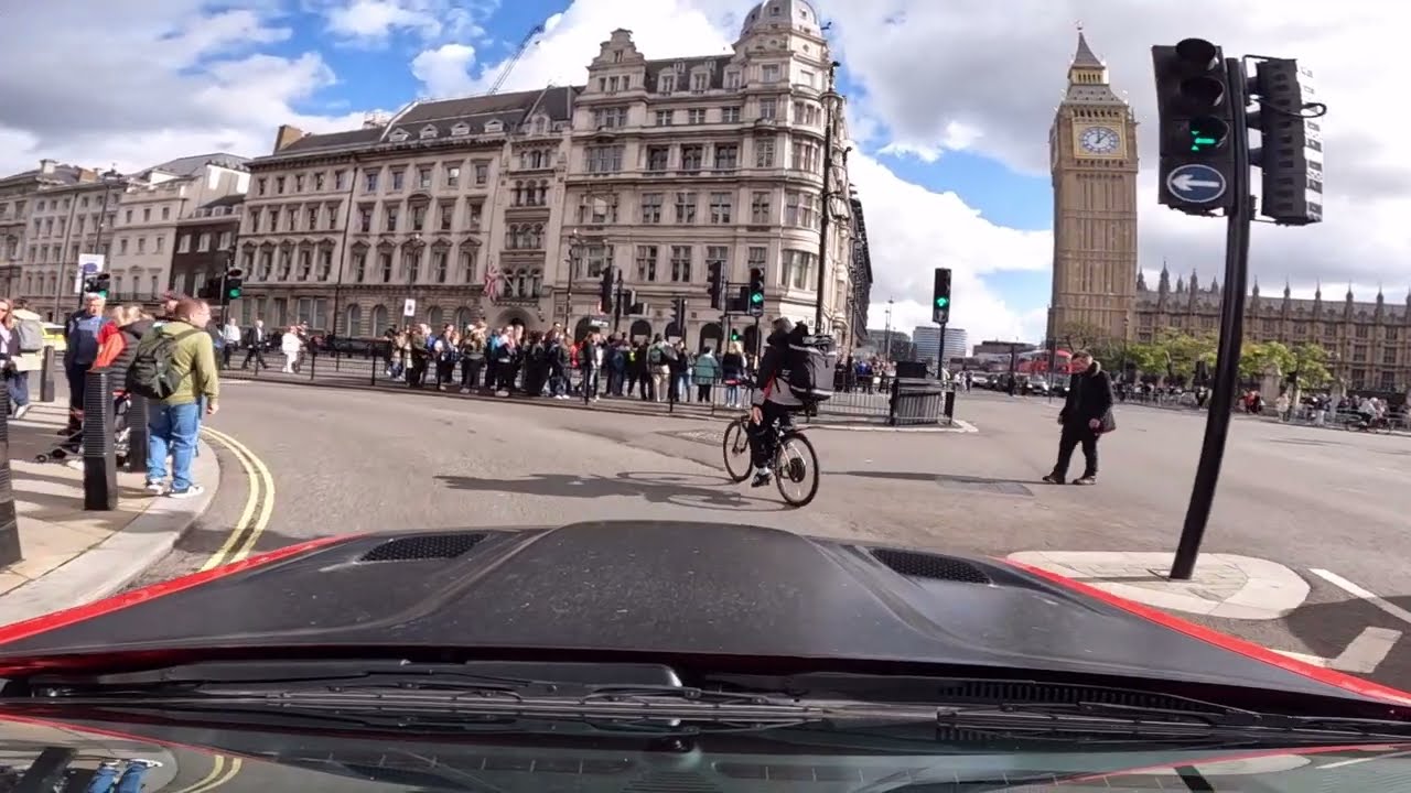 Dodge Hellcat in Westminster, London #dodge #challenger #hellcat #london