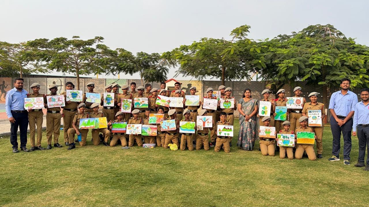 Highlighting the unique flora and fauna that rely on the Aravalli ecosystem. #Aravali