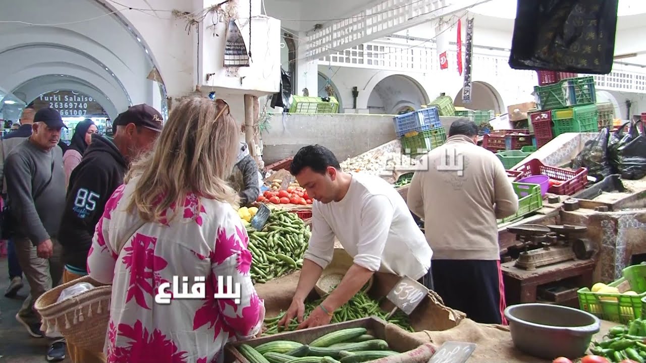 كلغ فلفل وكلغ بطاطا ب5دينارات..التاجر يشكي من السلعة والمواطن يبكي على الغلاء..من المتسبب؟؟
