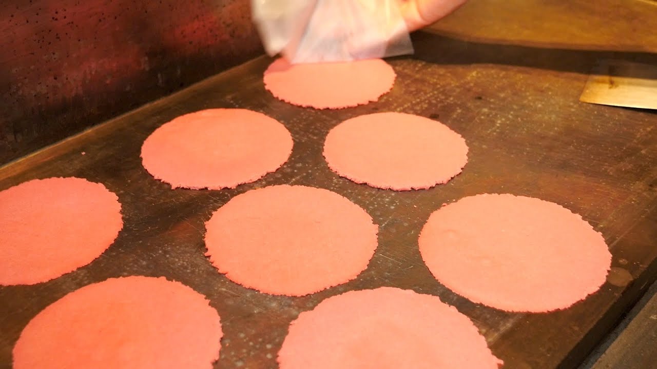 タコス専門店が作る見た目も味も絶品な期間限定の桜タコスとシュリンプ天ぷらの作り方