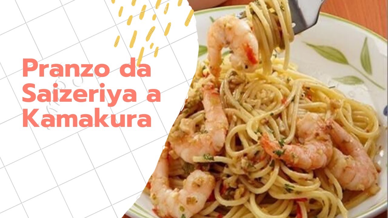 Pranzo a Kamakura, mangio un piatto di pasta con gamberi, carne e patate
