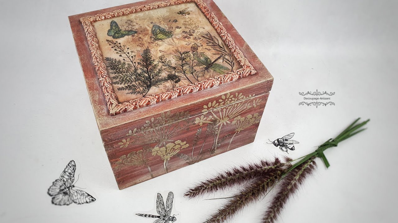 Decoupage box 🦋 summer meadow 🐝 super glass resin #ITDCollection #pentart # DIY tutorial...