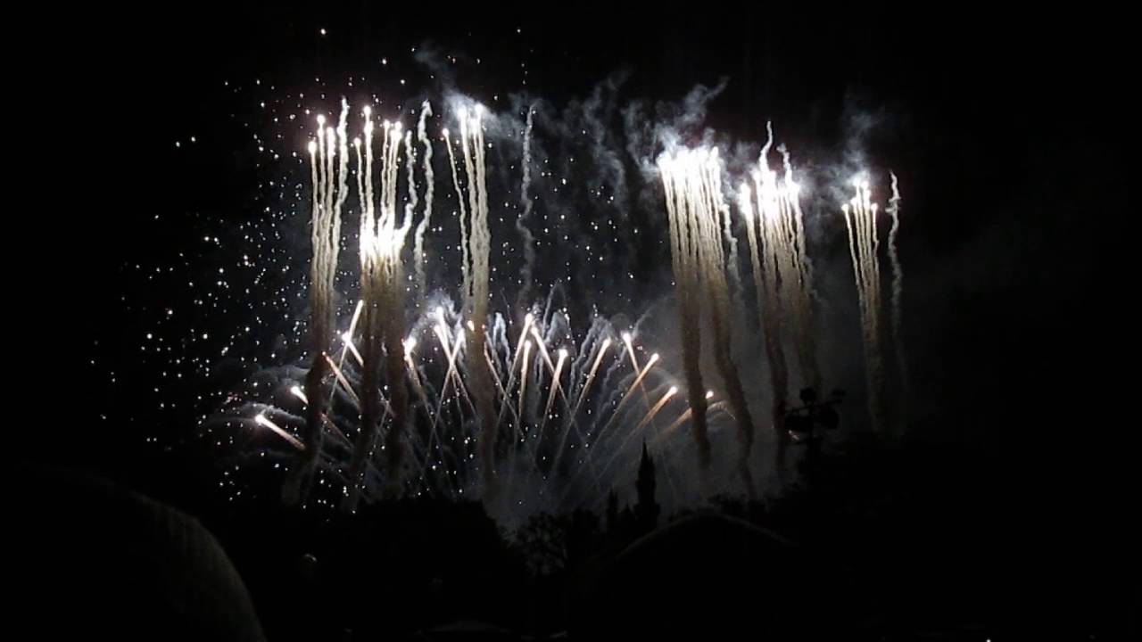 Disneyland Forver Fireworks Show 7-3-2016