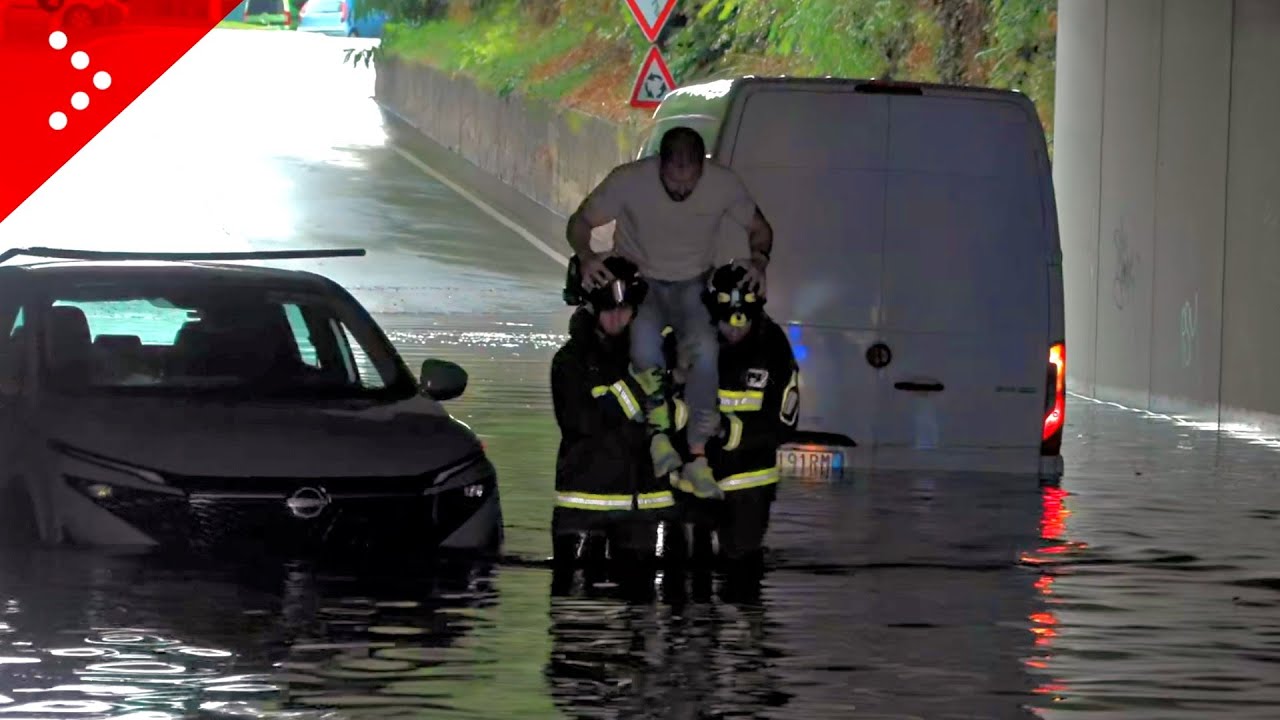 Maltempo nel varesotto, vvf salvano un automobilista bloccato in un sottopasso allagato