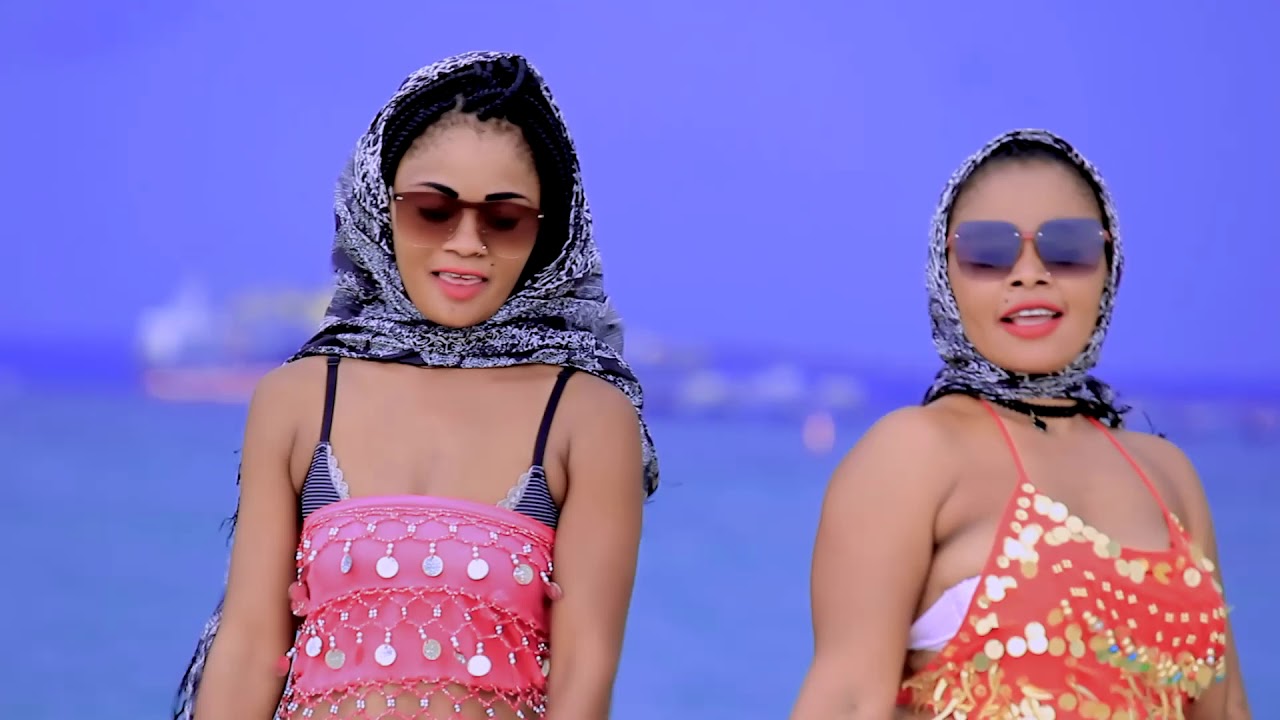 Nilza Mery Ft Linda Mery -Amuanninho muaphente- (Oficial Video) By AP Films