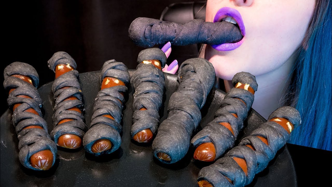 ASMR: Scary Black Dough Sausage Mummies | Halloween Snack 🎃 ~ Relaxing [No Talking|V] 😻