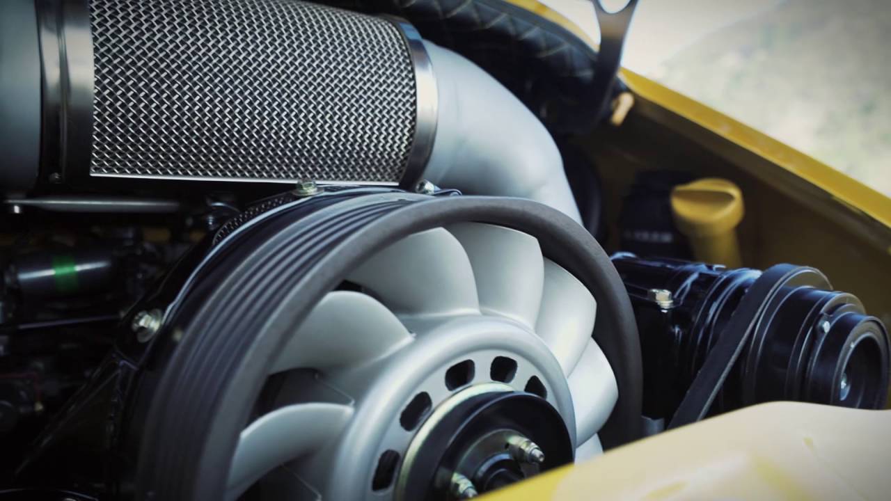 Singer Reimagined - The Aurora Car - Engine