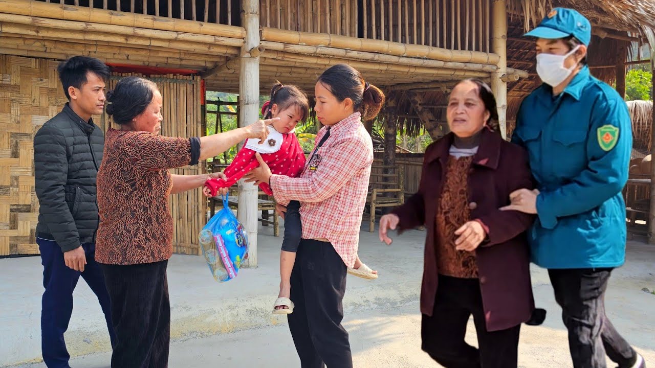The impact of the evil woman on Vui's family and daughter
