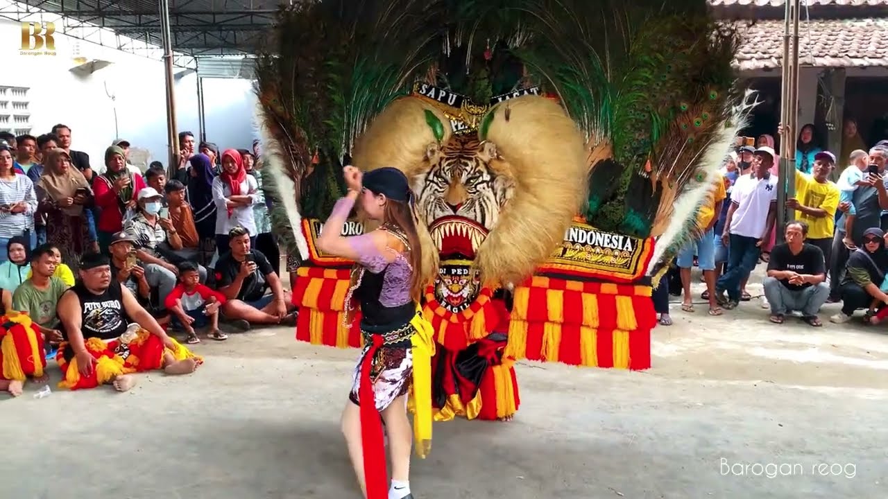 Pentas reog Ponorogo terbesar 
