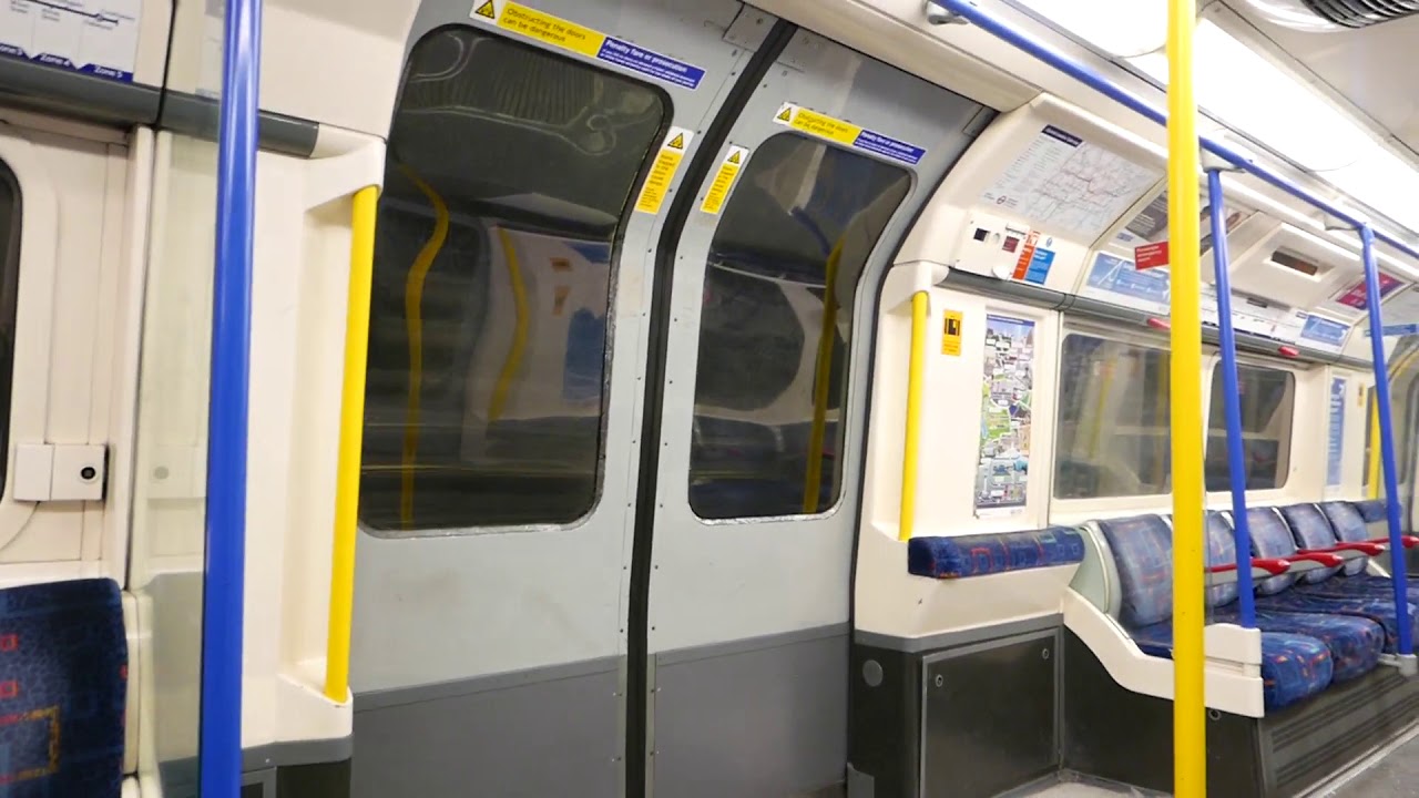 London Underground Piccadilly Line Ride: Wood Green to Bounds Green 1 January 2020