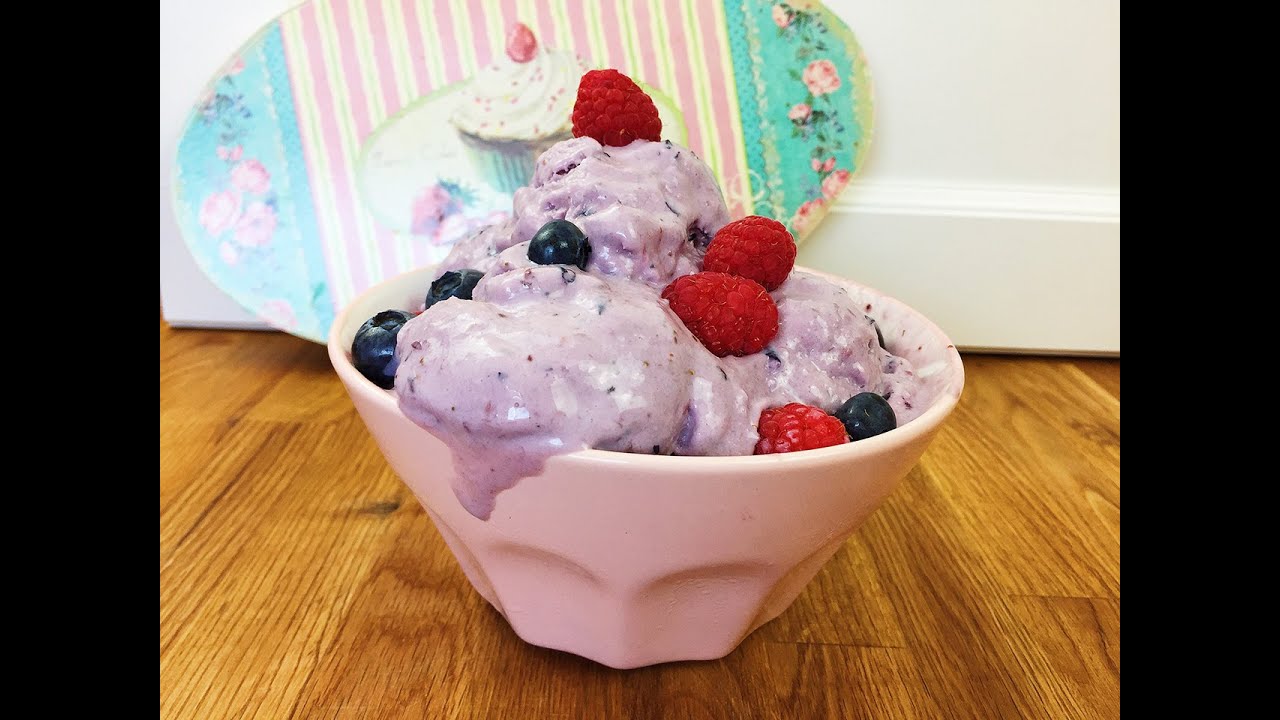 Selbstgemachtes Beeren Eis ohne Eismaschine / Beereneis / Erdbeereis / Blaubeereis