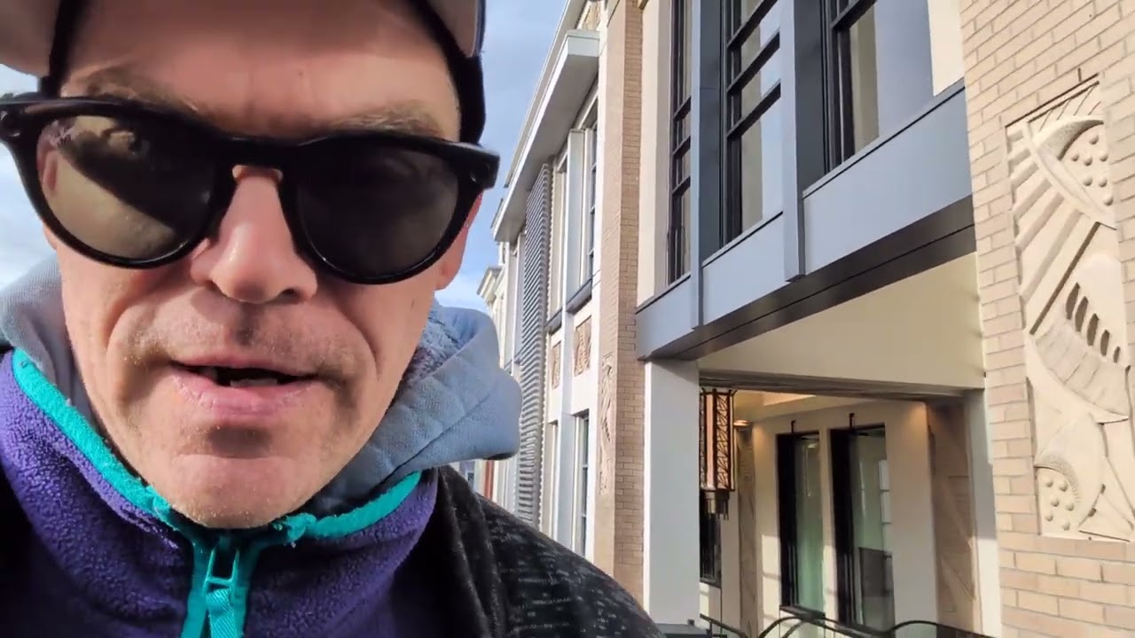 Come walk and talk climbing stairs with cray cray motivation 🙏👋🌄😀🦘🍀😊💜❤️💜❤️😎