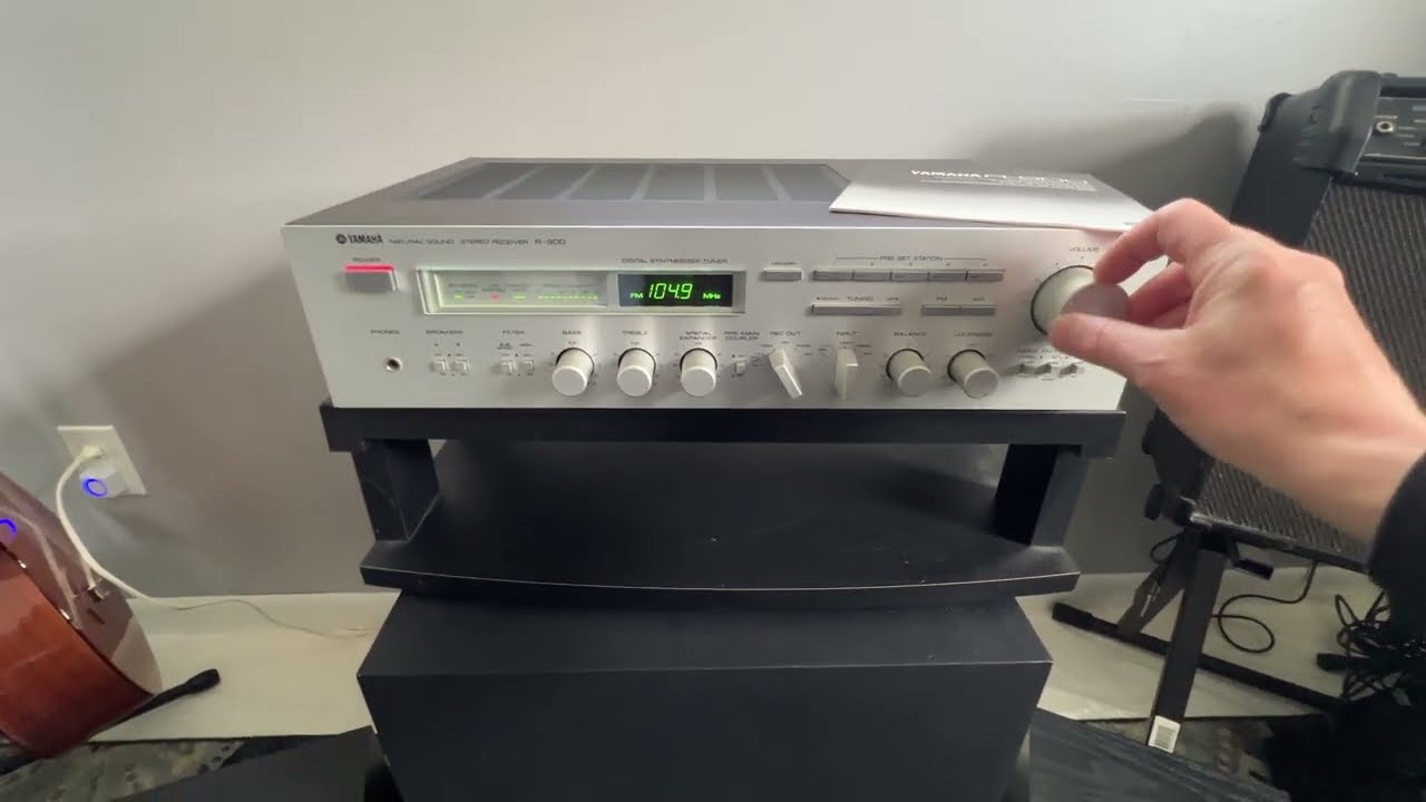 Yamaha R-900 w/ 8 inch Klipsch KG 5’s Incredible Vintage Sound with Classical Music.