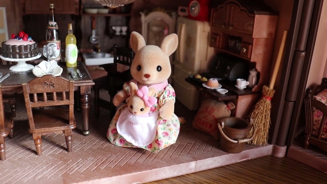 Sylvanian Families Autumn 2023 Display