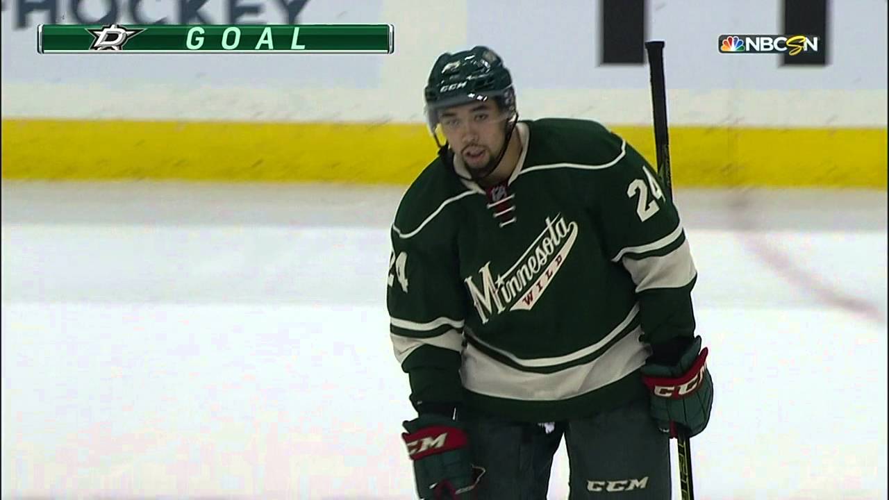 Perfect screen on Dubnyk gives Hemsky goal
