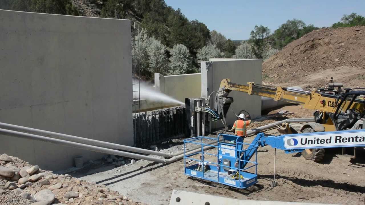 StoneAge&reg; Blackhawk&trade; Concrete Hydro-Demolition System