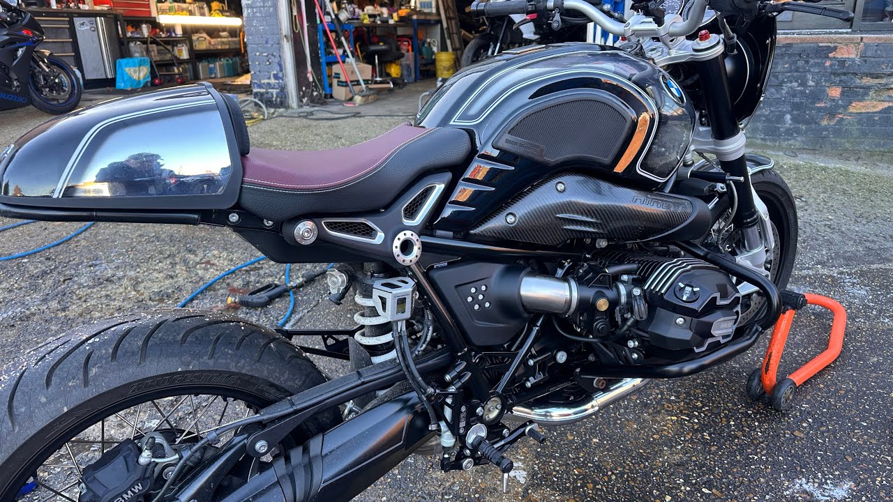 BMW R9T, юбилейная модель 💯 года. №1 из 1923! Полный керамический обвес.