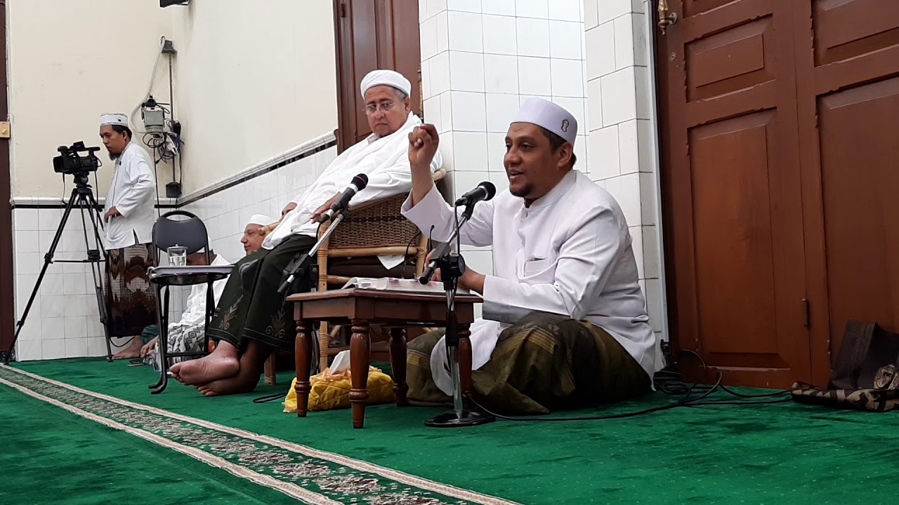 Amalkan dzikir hasbunallah wanikmal wakil 450 x abis Isya' by ustads Alwi Bin Ali Al Habsyi, Asegaf