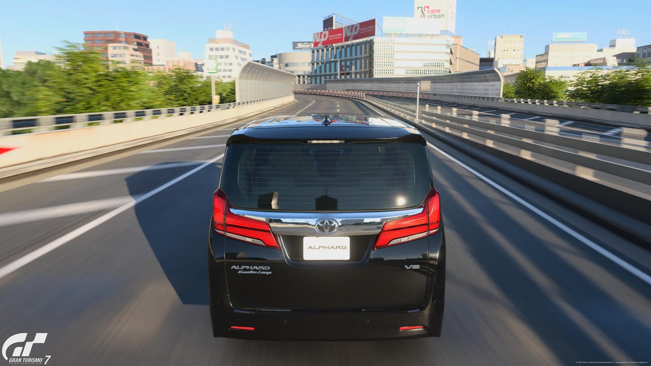 Gran Turismo 7 | Toyota Alphard Executive Lounge 18' - Tokyo Expressway South Clockwise [4KPS5]