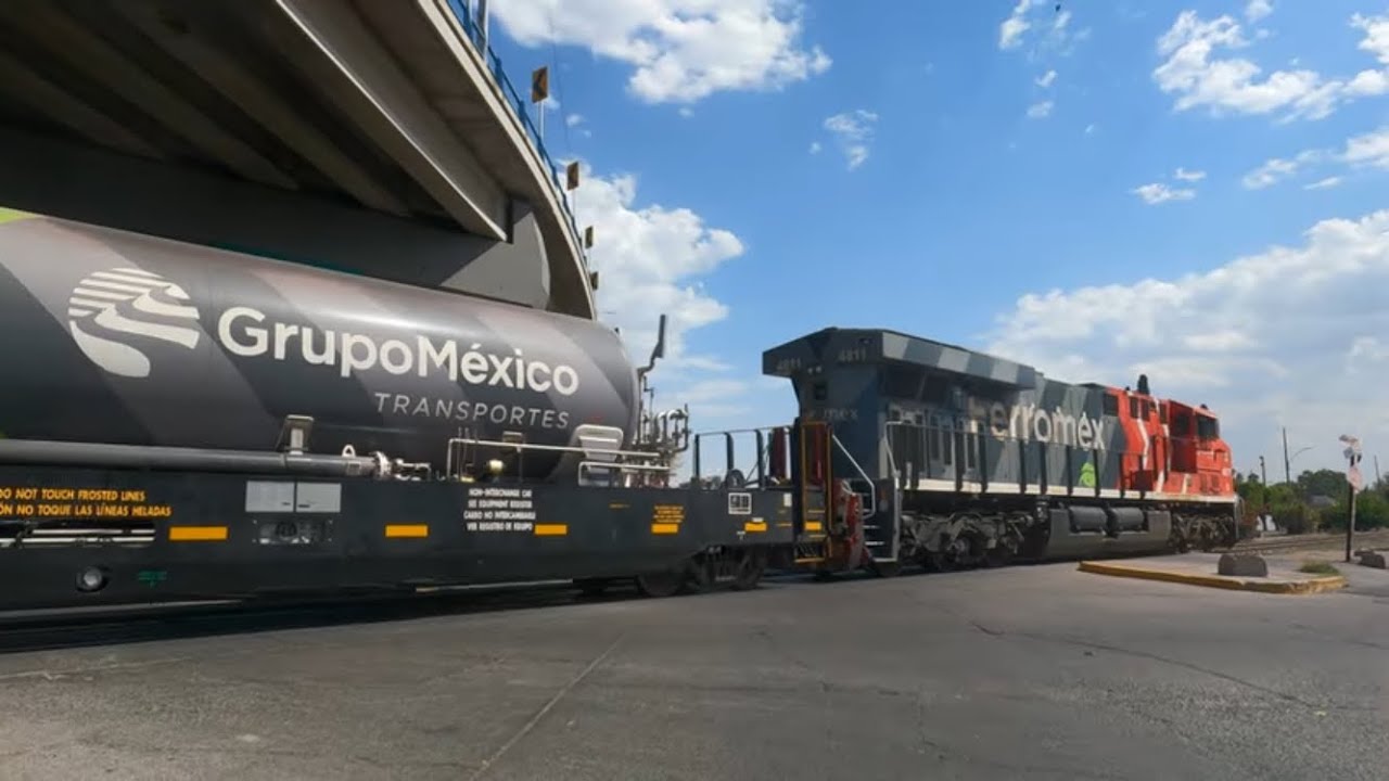 5K Desempolvando video cámara fija de persecución a tender con 3 ex Norfolk Trenes Ferromex Irapuato