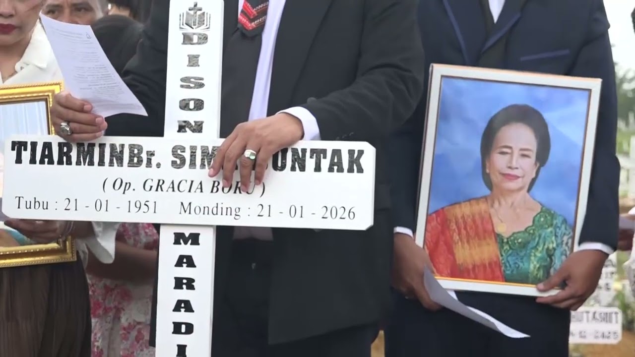 Acara Adat Dukacita Saur Matua | Tiarmin br. Simanjuntak | D