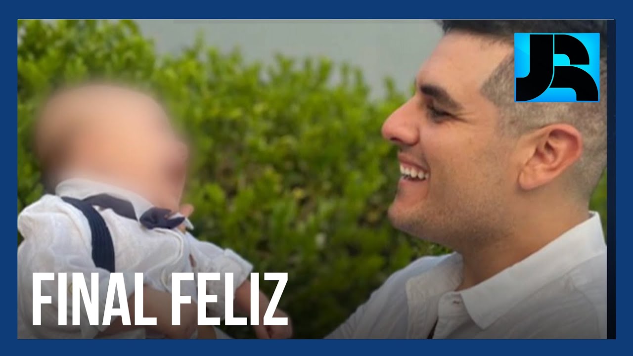Casal obrigado a devolver bebê adotivo ganha a guarda da criança