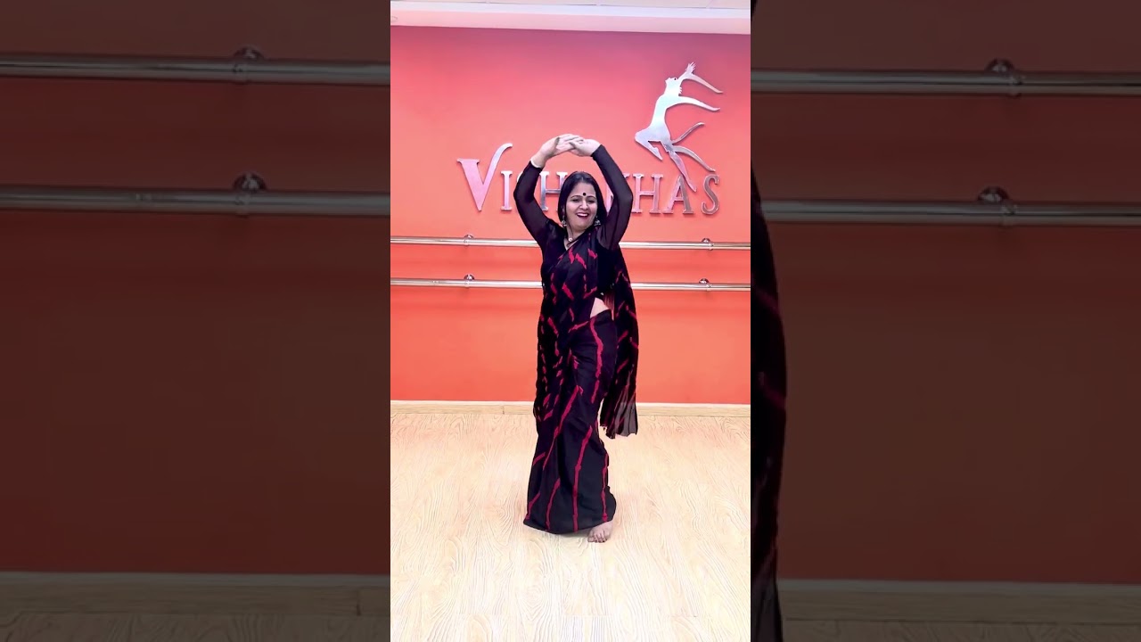 Chunari Chunari Saree Dance | Wedding dance choreography #vishakhasdance #weddingdance