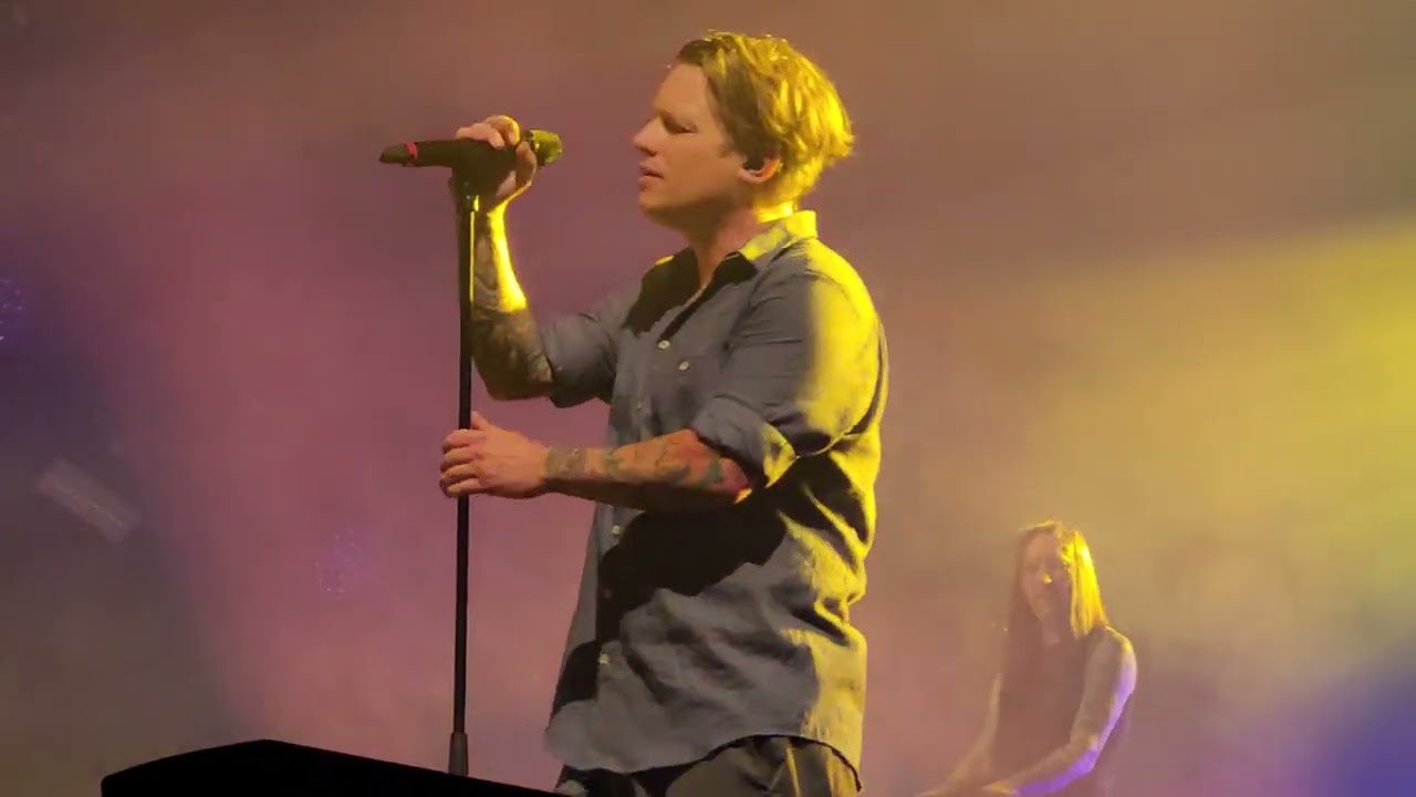 Takida - You Learn Live (Helsingborg Arena 11-02-2023)