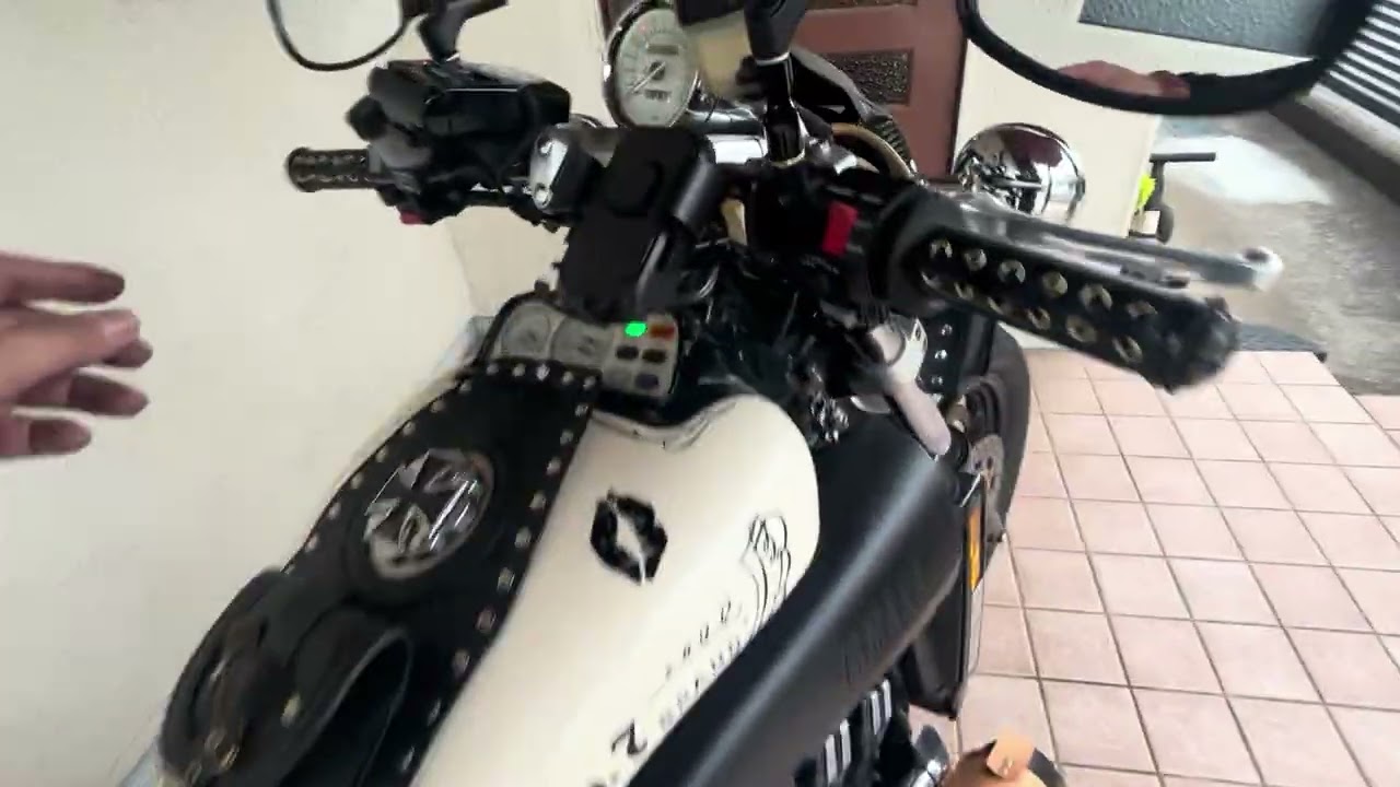 ヤフオク出品中Vmax V-MAX v-max 1200 始動動画