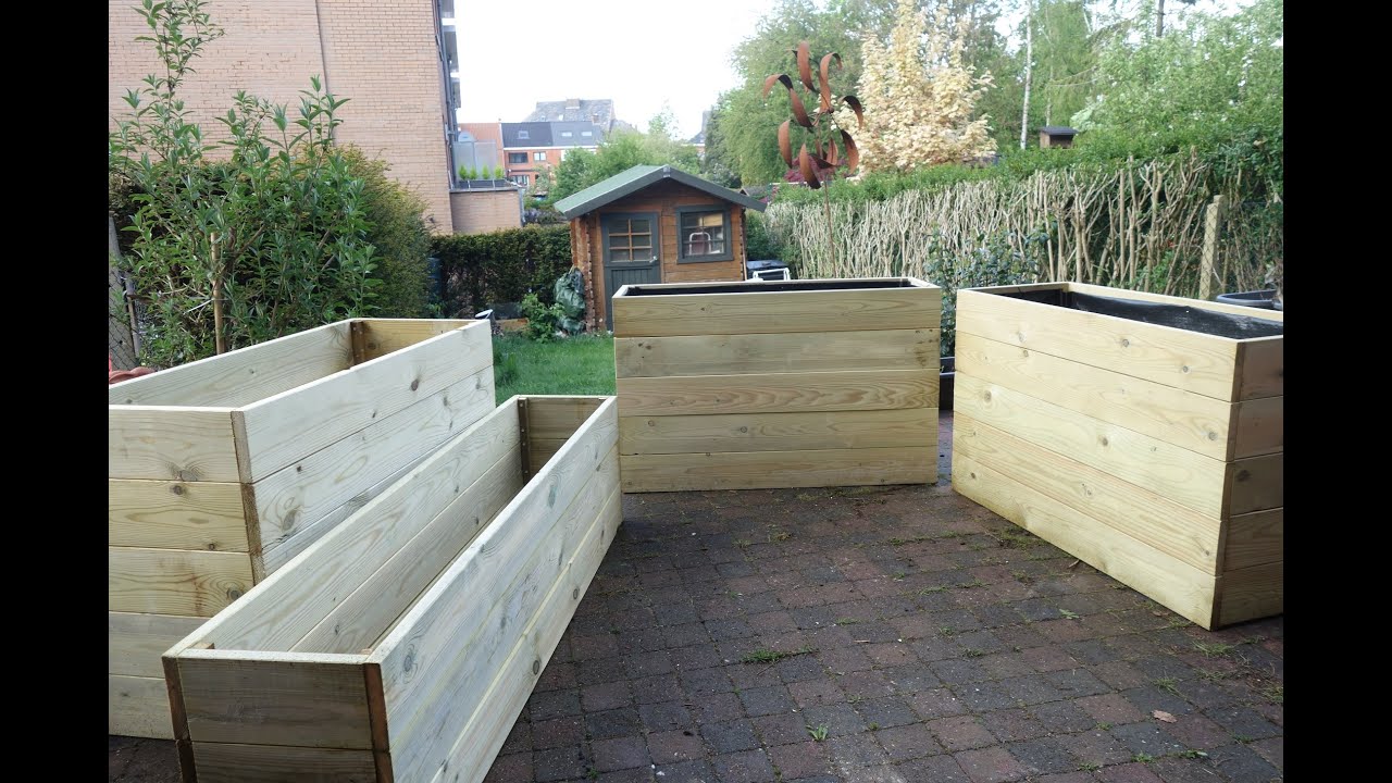 Aménagement du jardin: Bacs à fleurs maison ( design simple et pas cher)